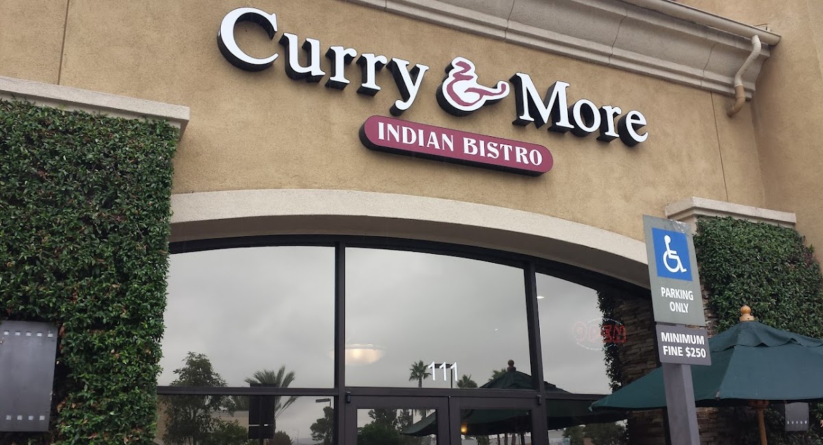 Curry & More - Indian Bistro
